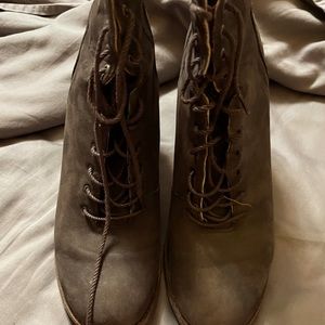 Ladies Timberland heeled boots